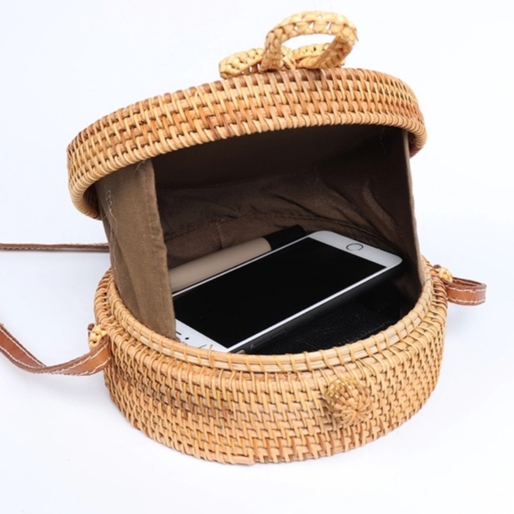 Round Rattan Straw Bag - Picture 2 of 2